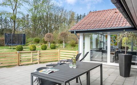 Garlef - 10Km from the Sea: Meubles, Bois, Design Intérieur, Sol, Sol, Chaise, Pièce, Plafond, Salon, Appartement