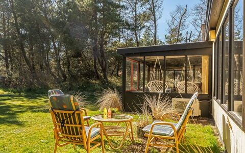 Anelle - 1Km from the Sea: Meubles, Bois, Design Intérieur, Sol, Sol, Chaise, Pièce, Plafond, Salon, Appartement