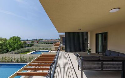 Villa Calira