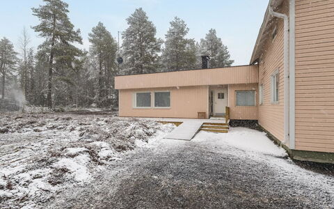 Alatalo: Toit, Domicile, Lot Terre, L'Hiver, Gelé, Chalet, Siding, Neige, Pente