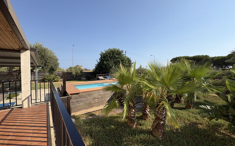 Villa Andrea: Piscine, Zone Résidentielle, Recours, Ombre, Composite, Eco Hôtel, Hacienda, Biens, Aménagement Paysager