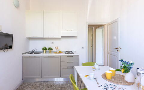Casale Oleandro Marino: Design Intérieur, Meubles, Principaux Appliance, Appareil De Cuisine, Cuisine, Sol, Comptoir, Domicile, Pièce, Sol