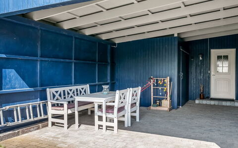 Nisse - 300M from the Sea: Meubles, Bois, Design Intérieur, Sol, Sol, Chaise, Pièce, Plafond, Salon, Appartement