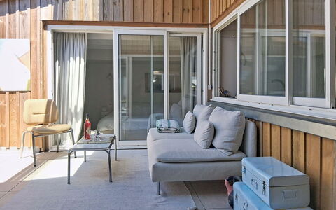 Altana: Meubles, Balcon, Ombre, Jardin, Mobilier De Jardin, Chaise, Porche, Cour, Aménagement Paysager, Arrière-Cour