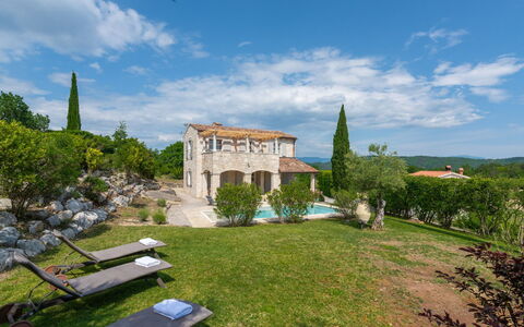 Habibi: Meubles, Balcon, Ombre, Jardin, Mobilier De Jardin, Chaise, Porche, Cour, Aménagement Paysager, Arrière-Cour