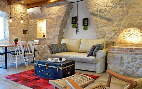 Ive: Meubles, Balcon, Ombre, Jardin, Mobilier De Jardin, Chaise, Porche, Cour, Aménagement Paysager, Arrière-Cour