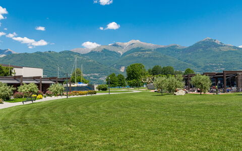Renza: Ciel, Montagne, Montagnes Relief, Herbe, Colline, Chaîne De Montagnes, Paysage, Montagnes, Lot Terre