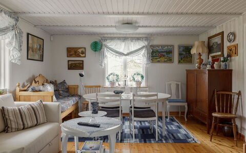Grönadal: Meubles, Design Intérieur, Sol, Bois, Sol, Plafond, Canapé, Pièce, Salon, Table