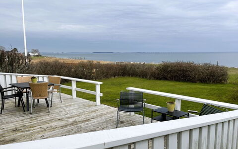 Frørup 618: Ciel, Bois, Lot Terre, Nuage, Porche, Plate-Forme, Mobilier De Jardin, Balcon, Ombre, Dur