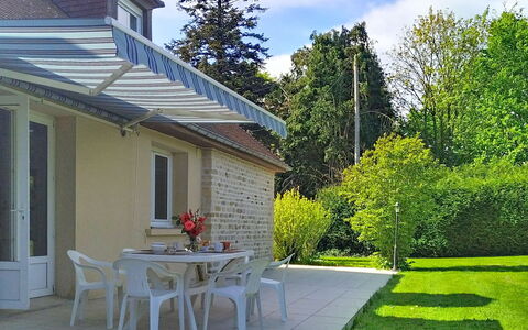 Mon Coin de Ressource: Meubles, Chaise, Mobilier De Jardin, Tableau De Plein Air, Patio, Table Cuisine Et Salle A Manger, Ombre, Conception, Structure En Plein Air, Table Basse