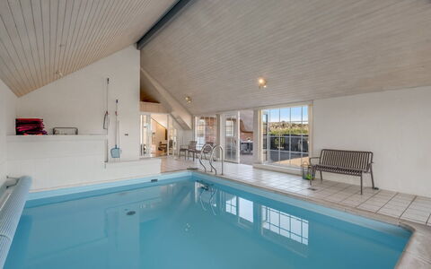 Riika - from the Sea: Sol, Plafond, Piscine, Recours, Conception, Chaise, Daylighting, Hôtel, Villa, Appartement Penthouse