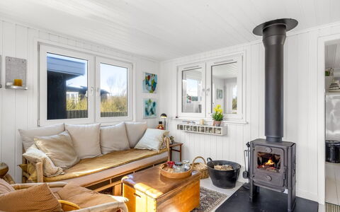 Niela - 300M from the Sea: Bleu, Chalet, Maison, Domicile, Ferme, Biens, Siding
