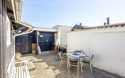 Niela - 300M from the Sea: Bleu, Chalet, Maison, Domicile, Ferme, Biens, Siding