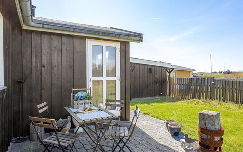 Niela - 300M from the Sea: Bleu, Chalet, Maison, Domicile, Ferme, Biens, Siding