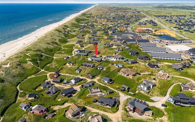 Tume - 250M from the Sea