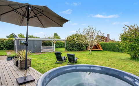 Jarik - 340M from the Sea: Mobilier De Jardin, Meubles, Jardin, Piscine, Chaise, Ombre, Aménagement Paysager, Patio, Cour, Pelouse