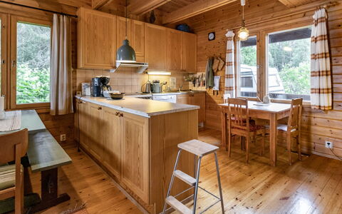 Ohola: Bois, Cuisine, Meubles, Comptoir, Chalet, Maison, Domicile, Plafond, Design Intérieur, Dur