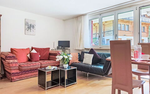Holiday Apt. T: Meubles, Canapé, Design Intérieur, Sol, Appartement, Sol, Salon, Plafond, Pièce