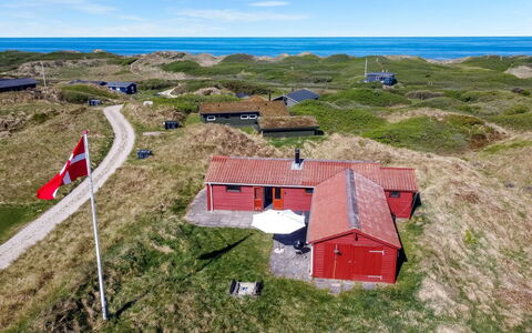 Bena - 300M from the Sea: Chalet, Pente, Prairie, Cabane
