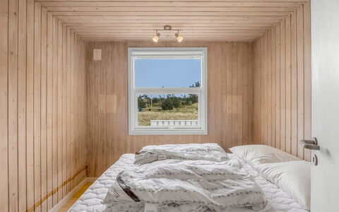 Sighfrith - 500M from the Sea: Mur, Chambre, Bois, Sol, Sol, Design Intérieur, Lit, Plafond, Drap De Lit, Literie