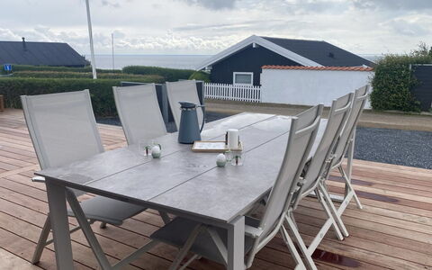 Sighrik - 25M from the Sea: Bois, Toit, Domicile, Maison, Architecture, Siding, Lot Terre, Chalet, Cabanon, Batiments Jardin