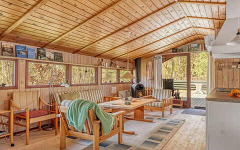 Antomine - 500M from the Sea: Bois, Plafond, Meubles, Design Intérieur, Sol, Porche, Sol, Dur, Parquet, Tache De Bois