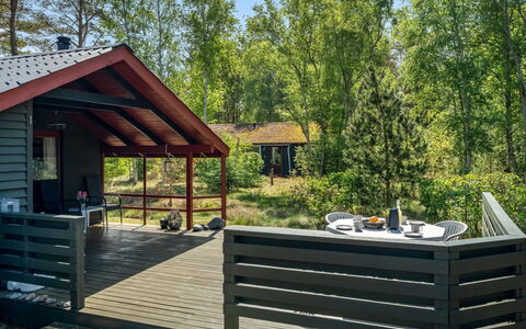 Antomine - 500M from the Sea: Bois, Chalet, Batiments Jardin, Ombre, Jardin, Dur, Cabane En Rondins, Planche, Plate-Forme, Porche