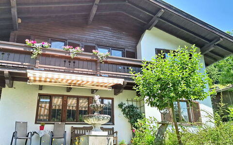 Alpenhit Zell am See: Maison, Domicile, Chalet, Porte, Biens, Porche, Jardin, Cour, Ombre