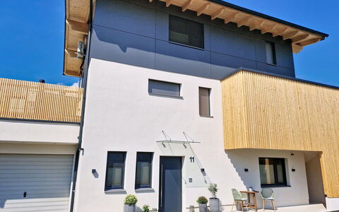 A3: Bâtiment, Façade, Architecture, Zone Résidentielle, Domicile, Design Urbain, Composite, Siding, Pente, Peindre