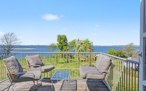 Hjort - 80M from the Sea: Bleu, Chalet, Maison, Domicile, Ferme, Biens, Siding