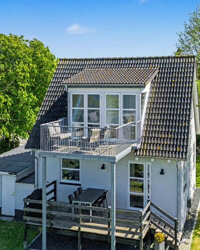 Hjort - 80M from the Sea