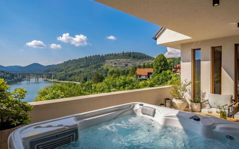 Orso: Recours, Eco Hôtel, Hôtel, Villa, Piscine, Balcon, Appartement Penthouse, Ville Resort, Plante D'Appartement