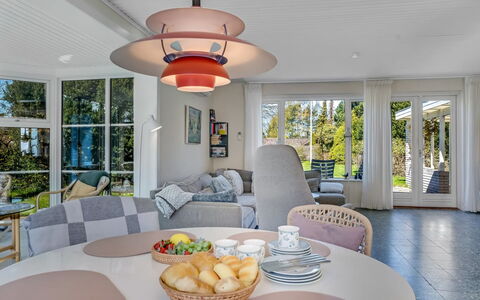 Ileana - 250M from the Sea: Design Intérieur, Plafond, Meubles, Sol, Sol, Chaise, Luminaire, Salon, Tache De Bois, Table Cuisine Et Salle A Manger