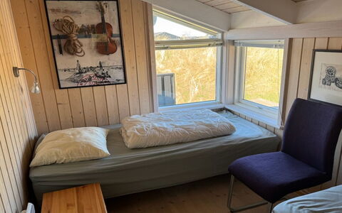 Hildegarda - 300M from the Sea: Bois, Design Intérieur, Sol, Sol, Chambre, Meubles, Plafond, Lit, Tache De Bois, Pièce