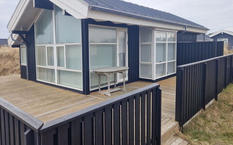 Hildegarda - 300M from the Sea: Bois, Ombre, Chalet, Plate-Forme, Siding, Dur, Planche, Porche, Conception