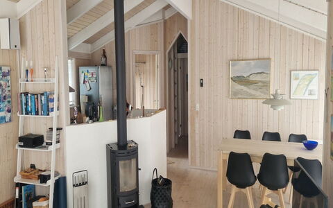Hildegarda - 300M from the Sea: Bois, Sol, Sol, Plafond, Design Intérieur, Meubles, Domicile, Dur, Parquet, Tache De Bois