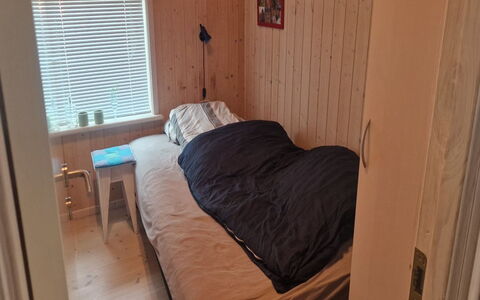 Hildegarda - 300M from the Sea: Chambre, Meubles, Lit, Bois, Sol, Drap De Lit, Sol, Literie, Design Intérieur, Linge