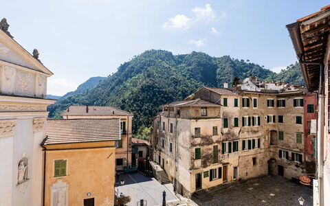 Nella Piazza: Zone Résidentielle, Établissements Humains, Appartement, Condominium, Piscine, Recours, Mobilier De Jardin, Hôtel, Ville Resort, Vacances
