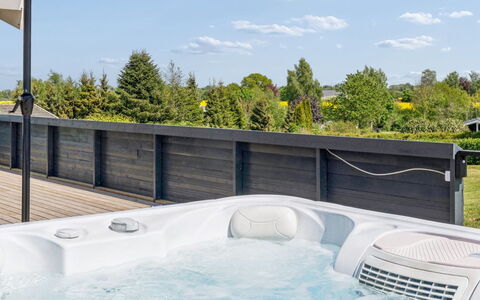 Jügen - 600M to the Fjord: Baignoire, Meubles, Sol, Luminaire Plomberie, Sol, Composite, Piscine, Jacuzzi, Mobilier De Jardin