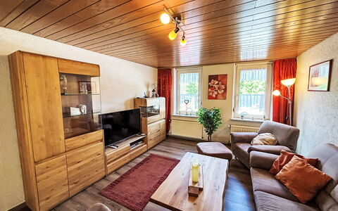 Deichblick: Meubles, Design Intérieur, Sol, Canapé, Sol, Bois, Plafond, Salon, Parquet, Pièce