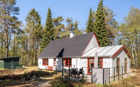 Jooseppi - 4.8Km from the Sea: Domicile, Chalet, Maison, Toit, Lot Terre, Ferme, Batiments Jardin, Jardin, Siding