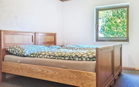 Loidl: Bois, Chambre, Lit, Meubles, Sol, Sol, Design Intérieur, Cadre De Lit, Pièce, Dur