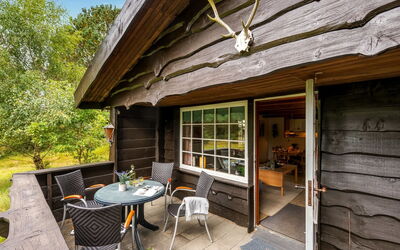 Adelheid - 1.2Km from the Sea