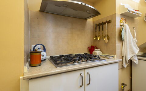 La Quiete: Appareil De Cuisine, Cuisine, Principaux Appliance, Cuisinière, Comptoir, Le Fourneau, Gaz Poele, Cooktop, Électroménager, Design Intérieur