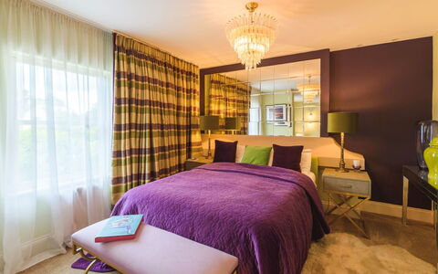 Torwood: Design Intérieur, Meubles, Mur, Sol, Sol, Plafond, Chambre, Lit, Éclairage, Pièce