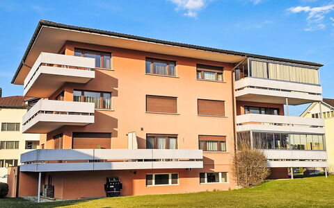 Auszeit in der Vierländerregion: Bâtiment, Zone Résidentielle, Façade, Architecture, Appartement, Domicile, Design Urbain, Établissements Humains, Balcon, Condominium