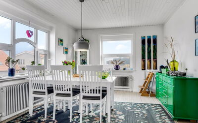 Bondi - 150M from the Sea