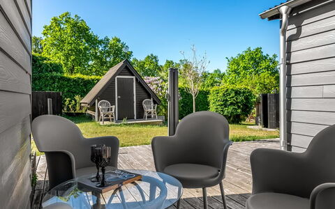Ally - 1.2Km from the Sea: Mobilier De Jardin, Meubles, Chaise, Jardin, Tableau De Plein Air, Patio, Arrière-Cour, Cour, Ombre, Aménagement Paysager