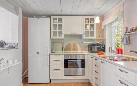 Aslag - 3.5Km from the Sea: Appareil De Cuisine, Cuisine, Comptoir, Cabinetry, Meubles, Design Intérieur, Principaux Appliance, Sol, Bois, Sol