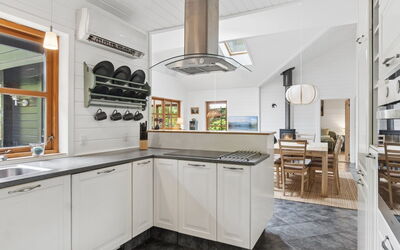 Pertti - 625M from the Sea